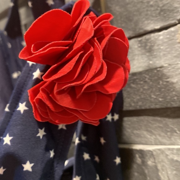 GapKids 2 Piece Bathing Suit - Picture 3 of 7